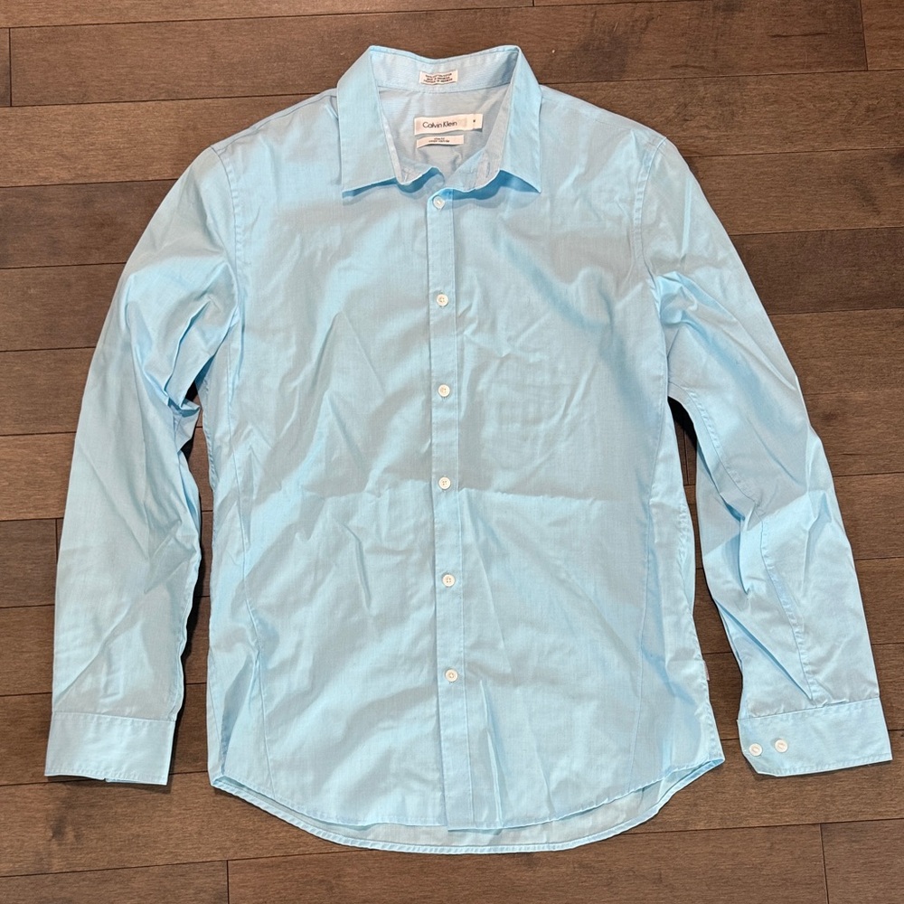 Calvin Klein Men's Sky Blue Button Down Shirt